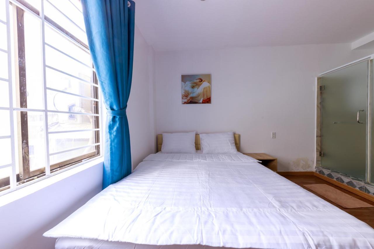 Venus Hotel & Massage - Bui Vien Walking Street Хошимин Екстериор снимка